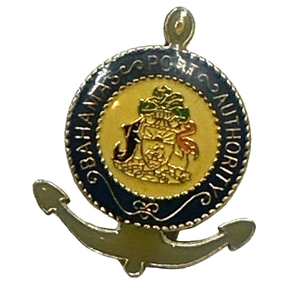 Bahamas Port Authority Trading Travel Port Lapel Pin Authentic Collectible Seapo